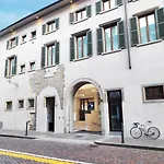 Hotel apartamentowy Residenza Del Borgo 4*