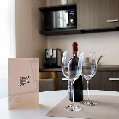 Residenza Del Borgo 4* Бергамо